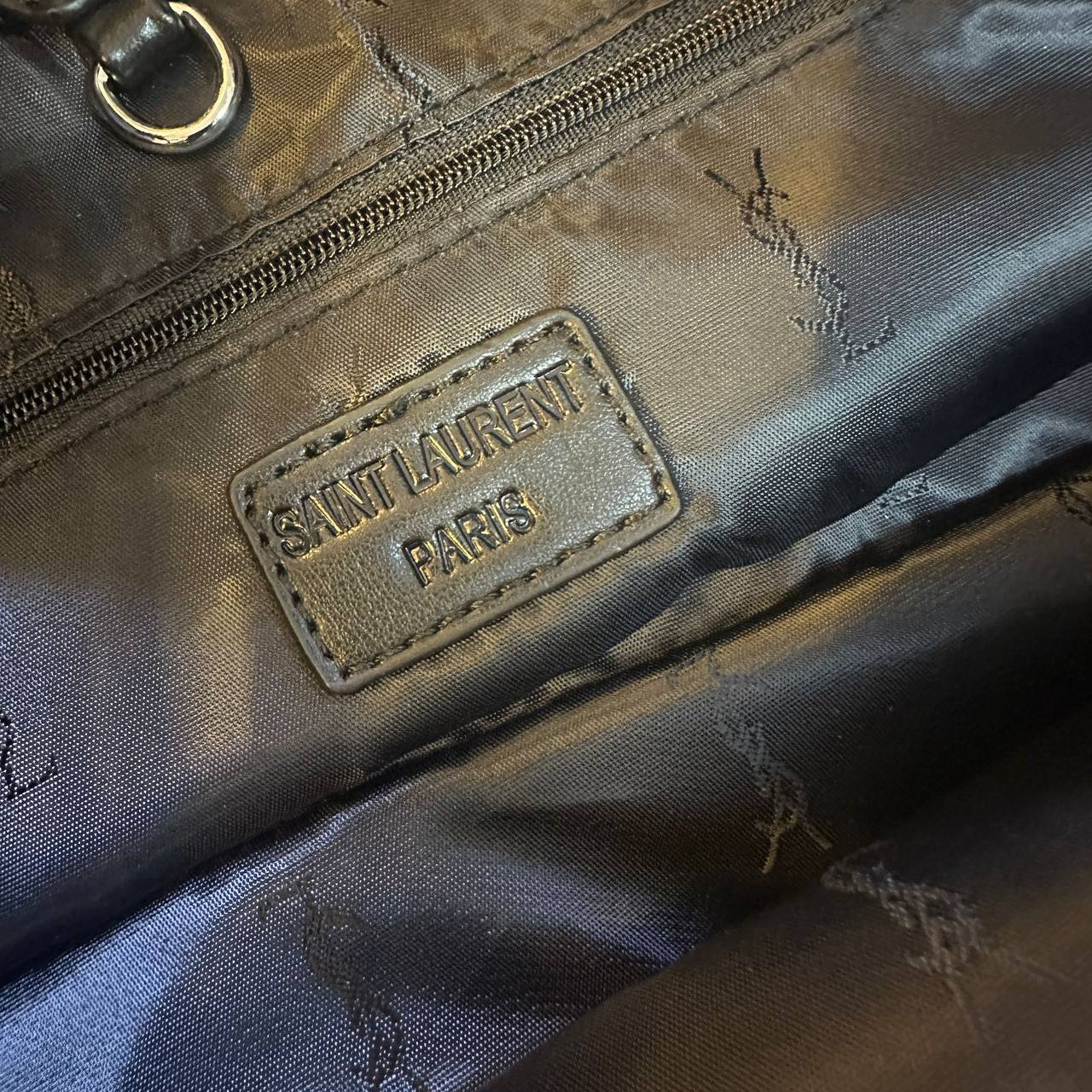 YSL 
NEW CAME GOOD QUALITY 
130 dhs🪙🌨️

Zain39
♥️♥️♥️