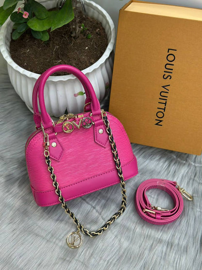 LV ALMA
SIZE  ……… 20CM 
100 dhs✅

With BOX
🎁🎁🎁

Zain244
♥️♥️♥️