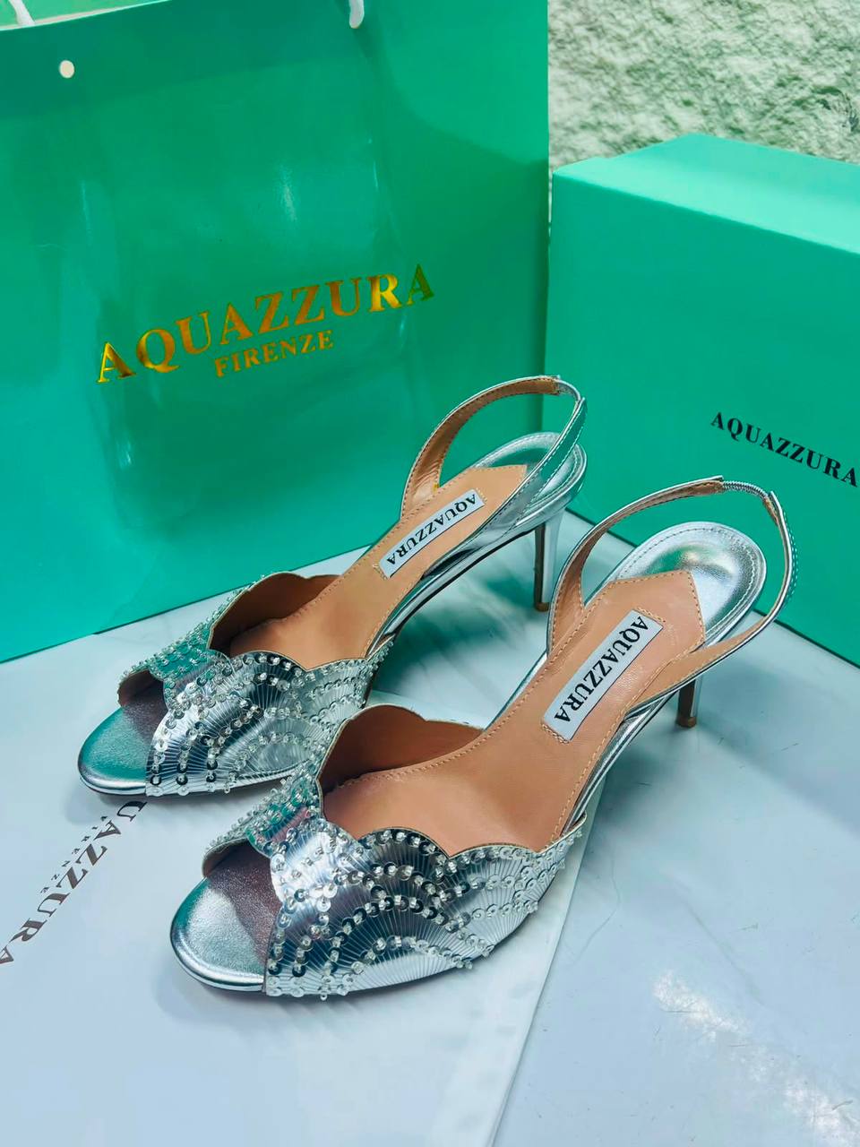 AQUAZZURA 9CM
HIGH QUALITY 💯
Size 36-37-38-39-40-41

130 dhs🇦🇪🇦🇪

Zain21
♥️♥️♥️