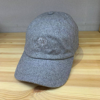CASHMERE 
LORO PIANA 
MENS CAP 🧢 
FREE SIZE 
120 dhs❤️

Zain88
♥️♥️♥️