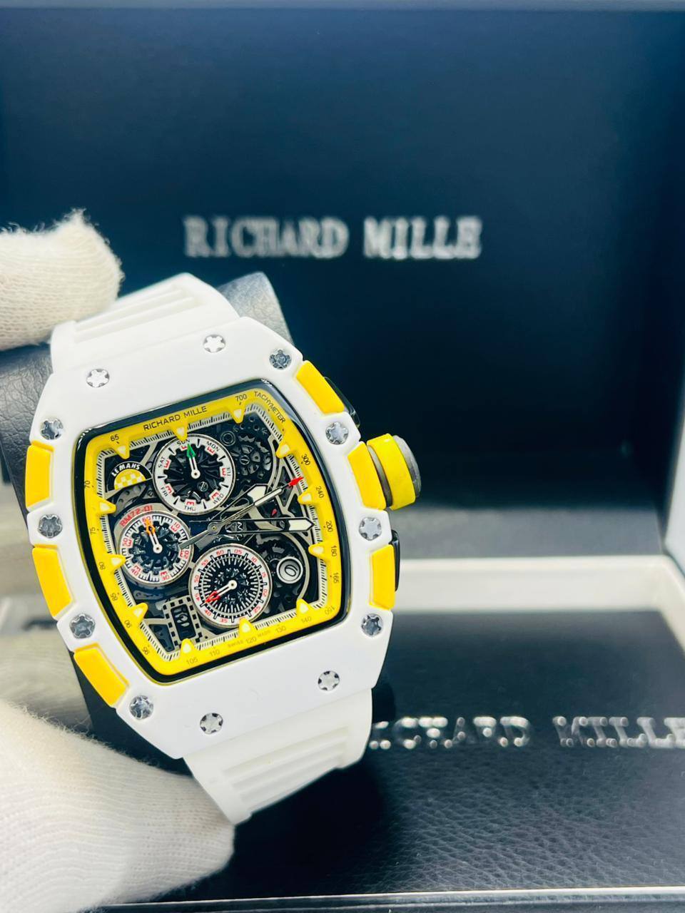 Richard mile
*Chronograph working*
120 dhs✅

Zain29
♥️♥️♥️