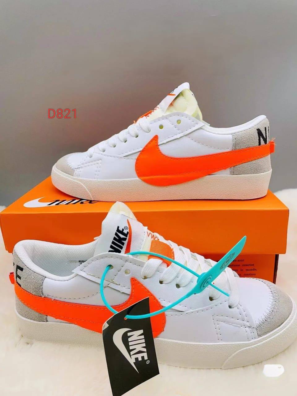 Nike
Size 40-44
60 dhs🪙🖤

Zain40
♥️♥️♥️