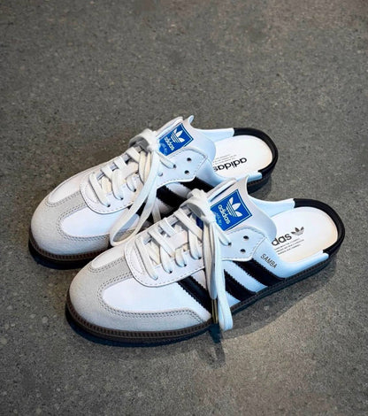 adidas Samba Mule
White Black Gum ，
Size 36-45 ，
190 dhs🇦🇪🇦🇪

Zain18
♥️♥️♥️