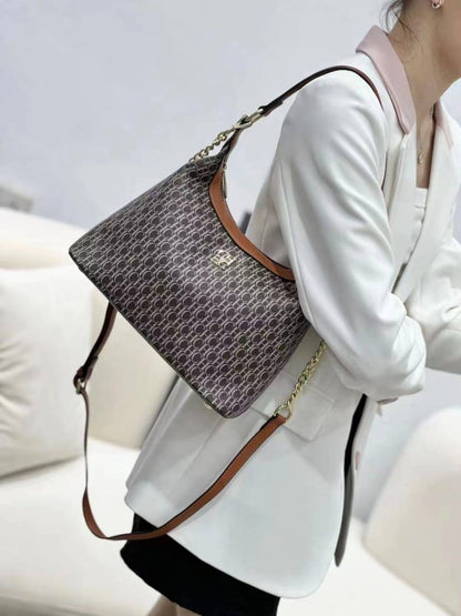 CH
95 dhs🪙💕

Zain235
♥️♥️♥️