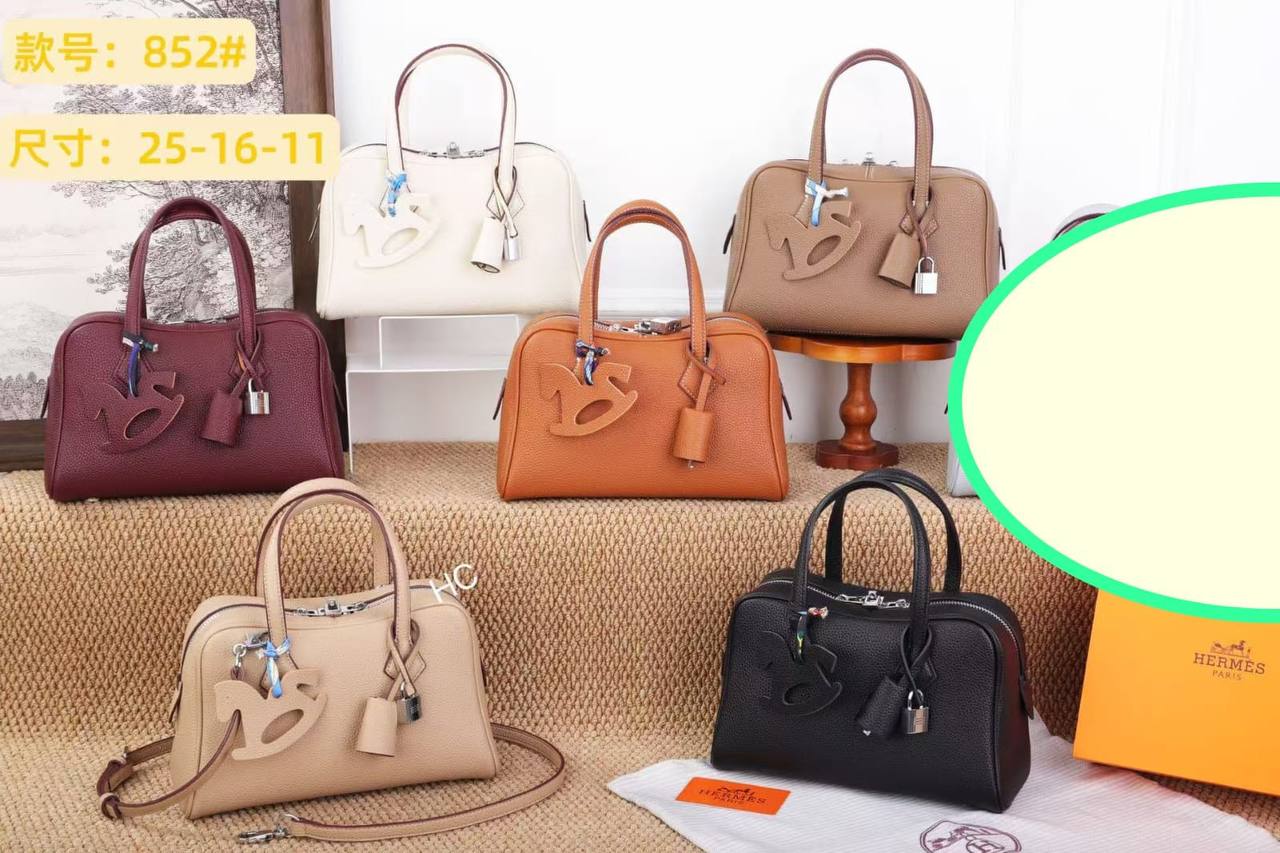 HERMES 
GOOD QUALITY
105 dhs🪙

Zain200
♥️♥️♥️