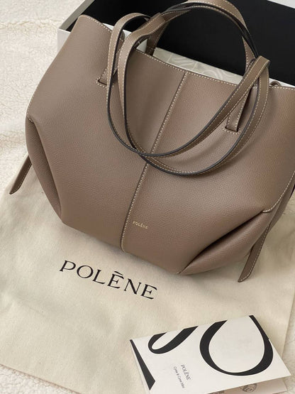 Polene
100 dhs✅

Zain219
♥️♥️♥️