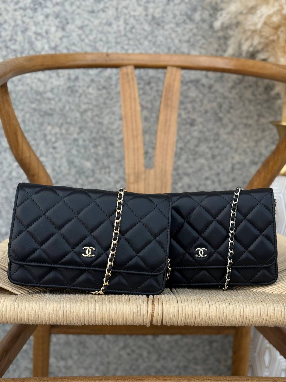 CHANEL
19cm
290 dhs✅
Top quality
With box🎁

Zain167
♥️♥️♥️