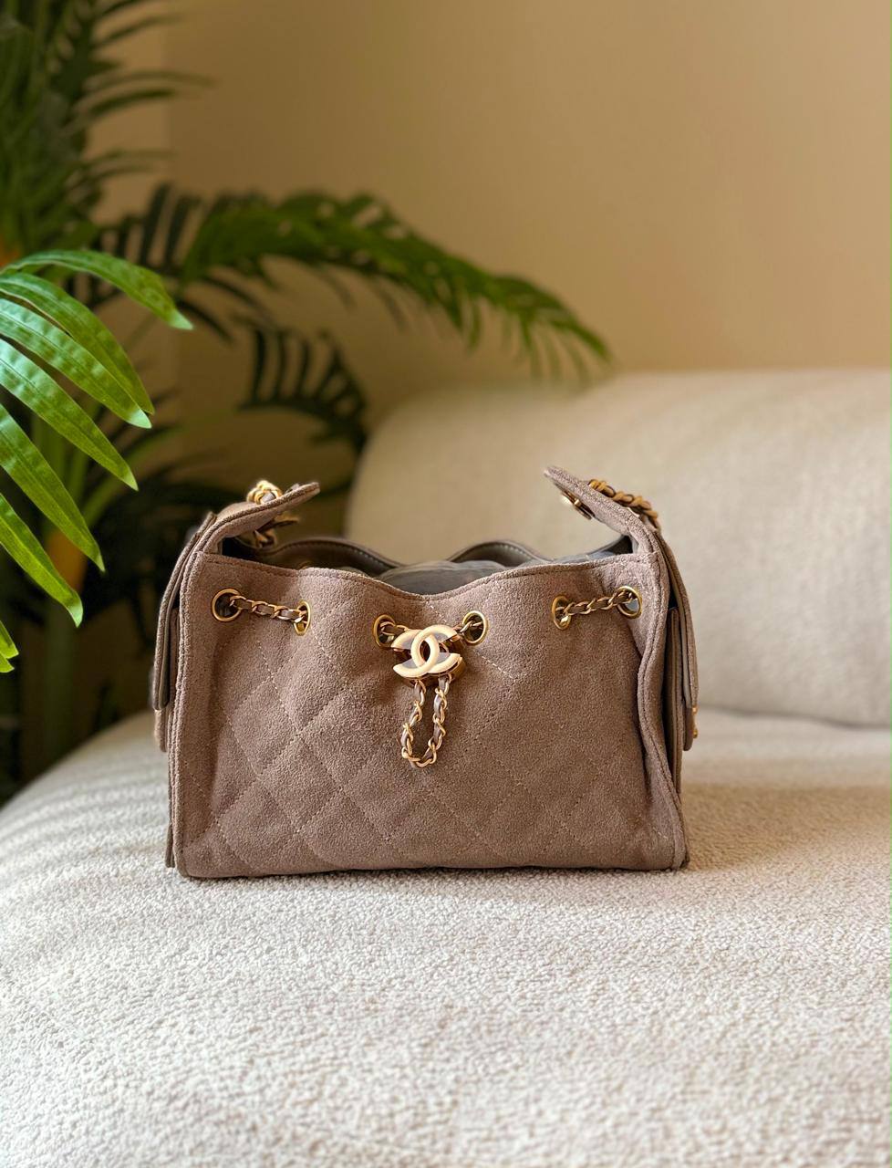 CHANEL
       
  🌿 💕22 cm 💕🍃
For Price 👇 WhatsApp✅
0568585901 
0507557372
0552275751 Owner Zain 👌

Zain246
♥️♥️♥️