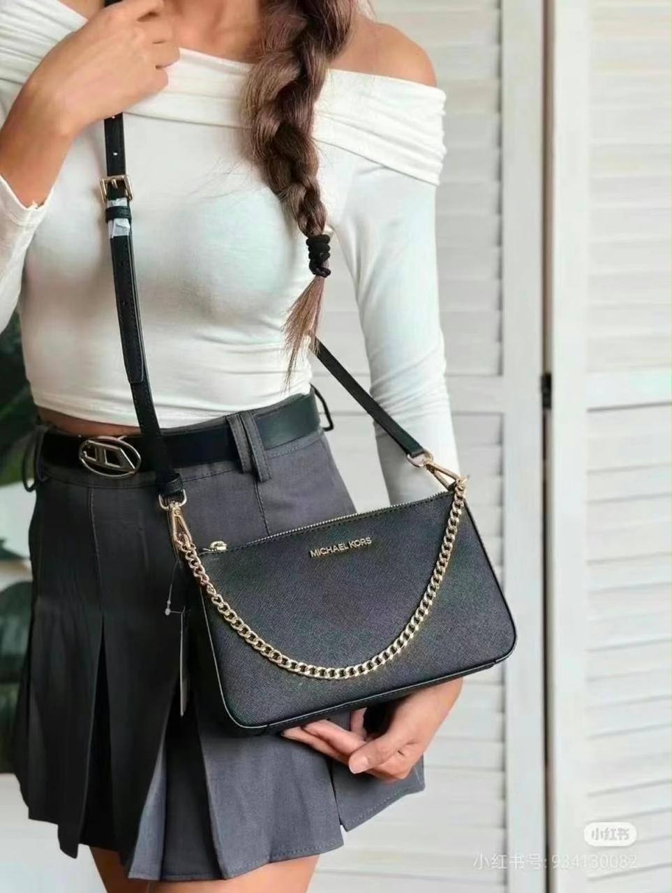 MK 
GOOD QUALITY WITH BOX  
90 dhs🇦🇪🇦🇪

Zain295
♥️♥️♥️