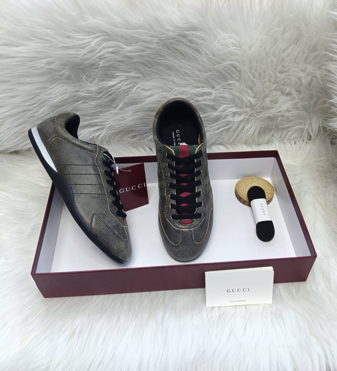 Gucci 🧡ྀི💛ྀི❤️ྀི
*master quality*👼🏻
*size: 36 to 42*🐝
350 dhs🪙🌺

Zain119
♥️♥️♥️