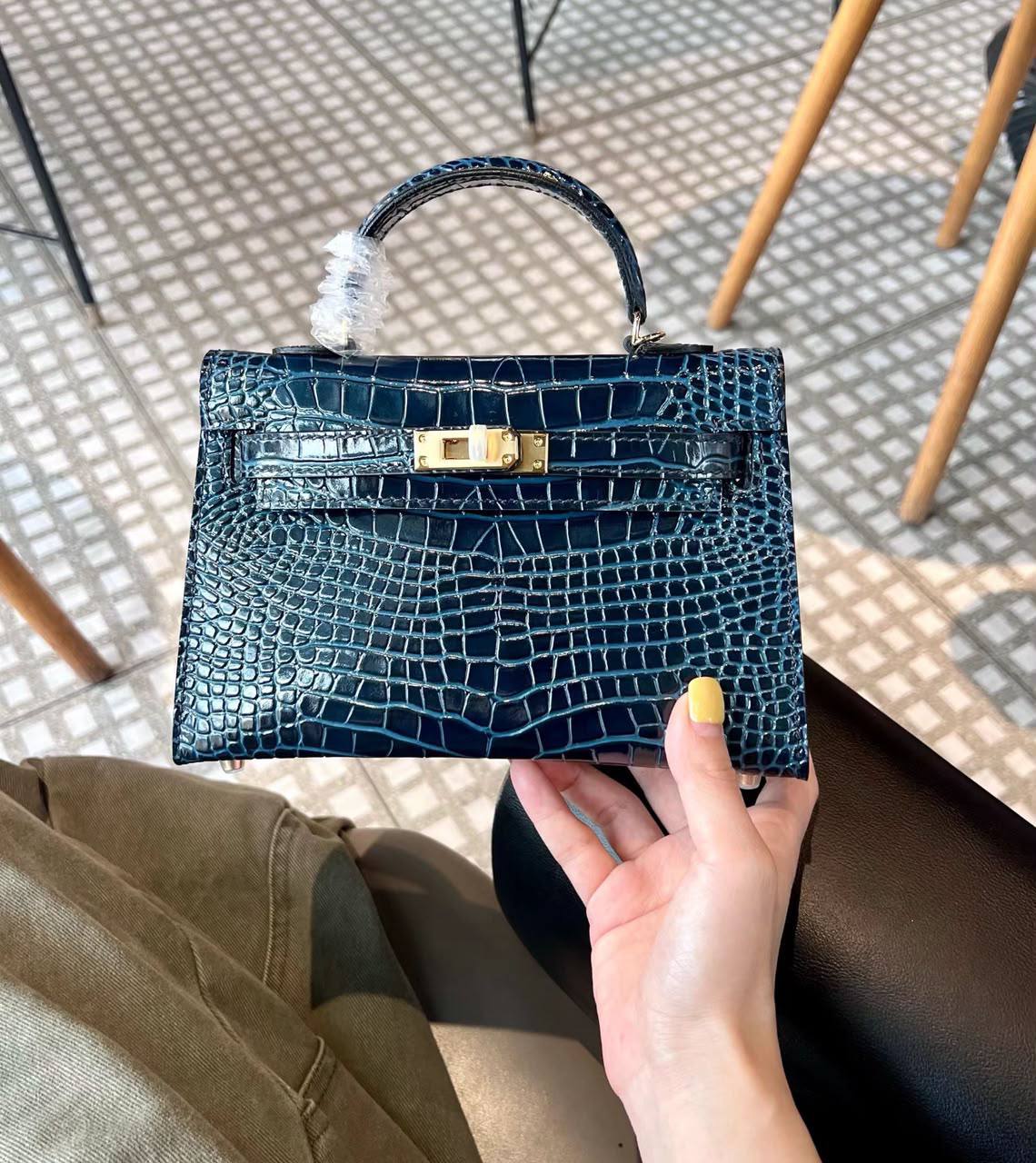 Hermes

340 dhs🇦🇪🇦🇪🇦🇪

Zain153
♥️♥️♥️