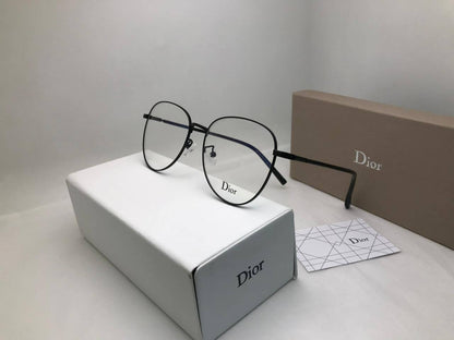 Sunglasses
60 dhs🪙🖤

Zain126
♥️♥️♥️
