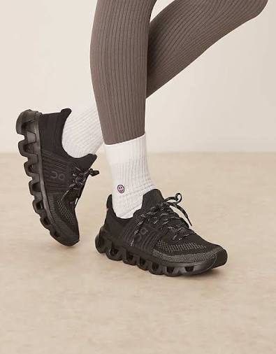 On Cloudswift 4All Black 🖤
36-45 AVAILABLE 🤩
220 dhs🇦🇪🇦🇪

Zain242
♥️♥️♥️