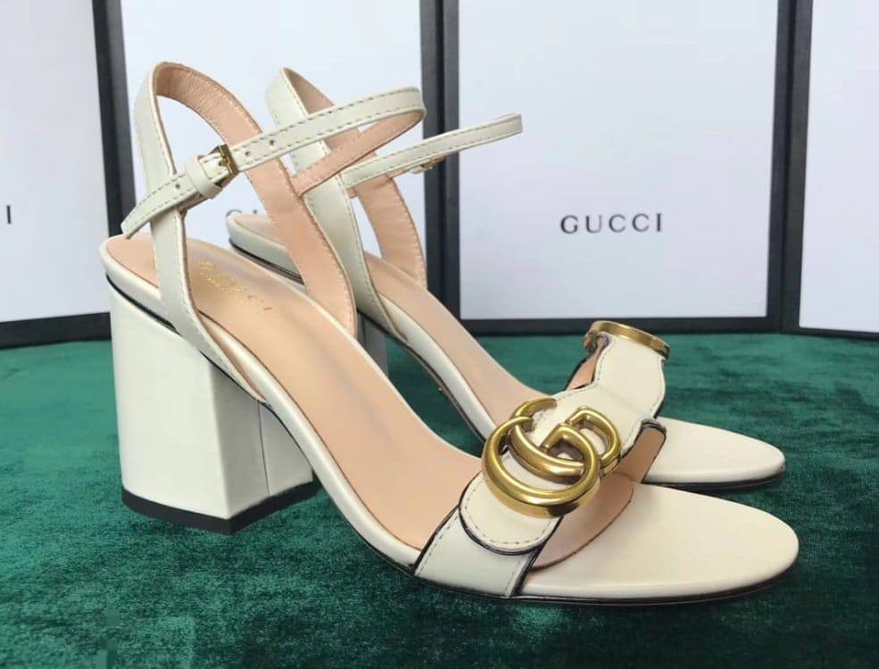 GUCCI 

280 dhs❣️
*SIZE  36   TO   41*

Zain224
♥️♥️♥️