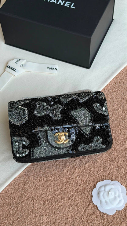 Chanel Limited Edition 🌈✨
Size : 20 Cm 
✨VIP QUALITY  ✨
With original Packing 🎁
For Price 👇 WhatsApp✅
0568585901 
0507557372
0552275751 Owner Zain 👌

Zain280
♥️♥️♥️