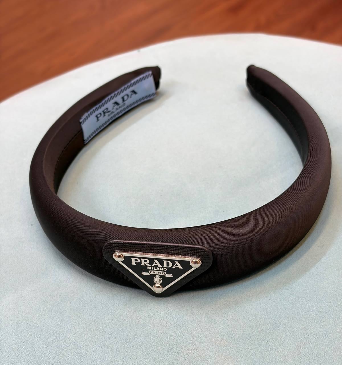 HAIRBANDS   
210 dhs🇦🇪🇦🇪
Gucci
prada

Zain328
♥️♥️♥️