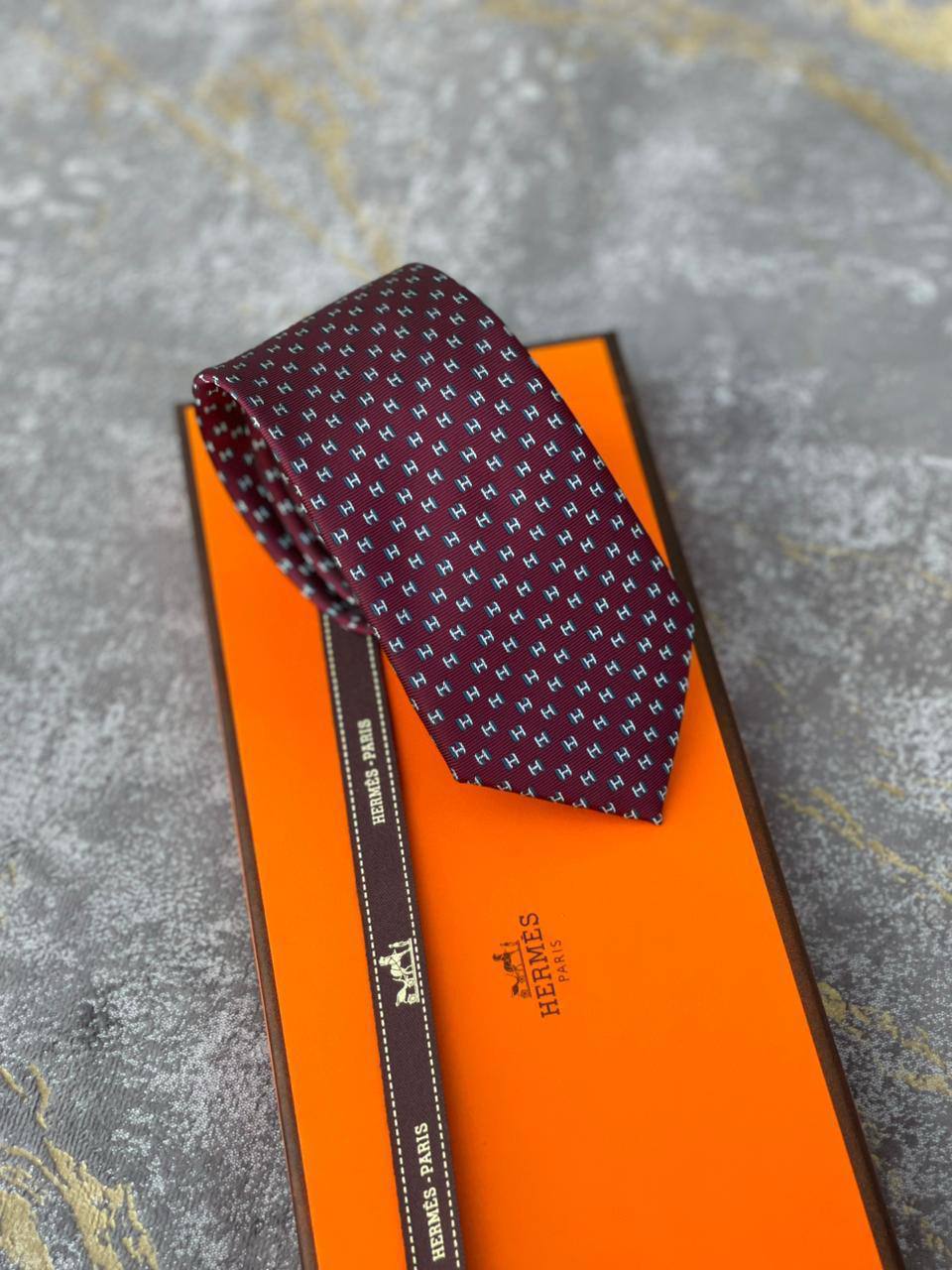*Tie*
*Master quality*
180 dhs🪙💕

Zain179
♥️♥️♥️