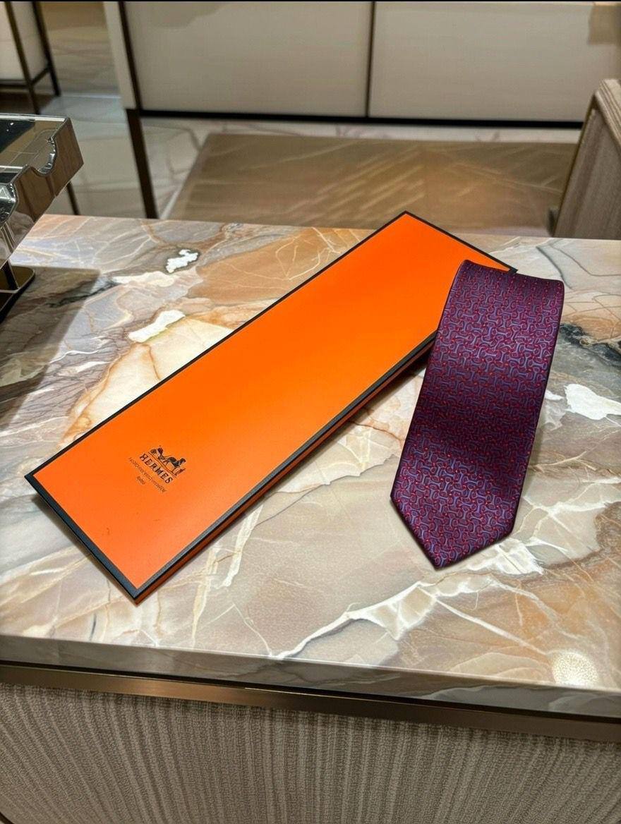 TIE
*MASTER QUALITY*

180 dhs🗽

Zain202