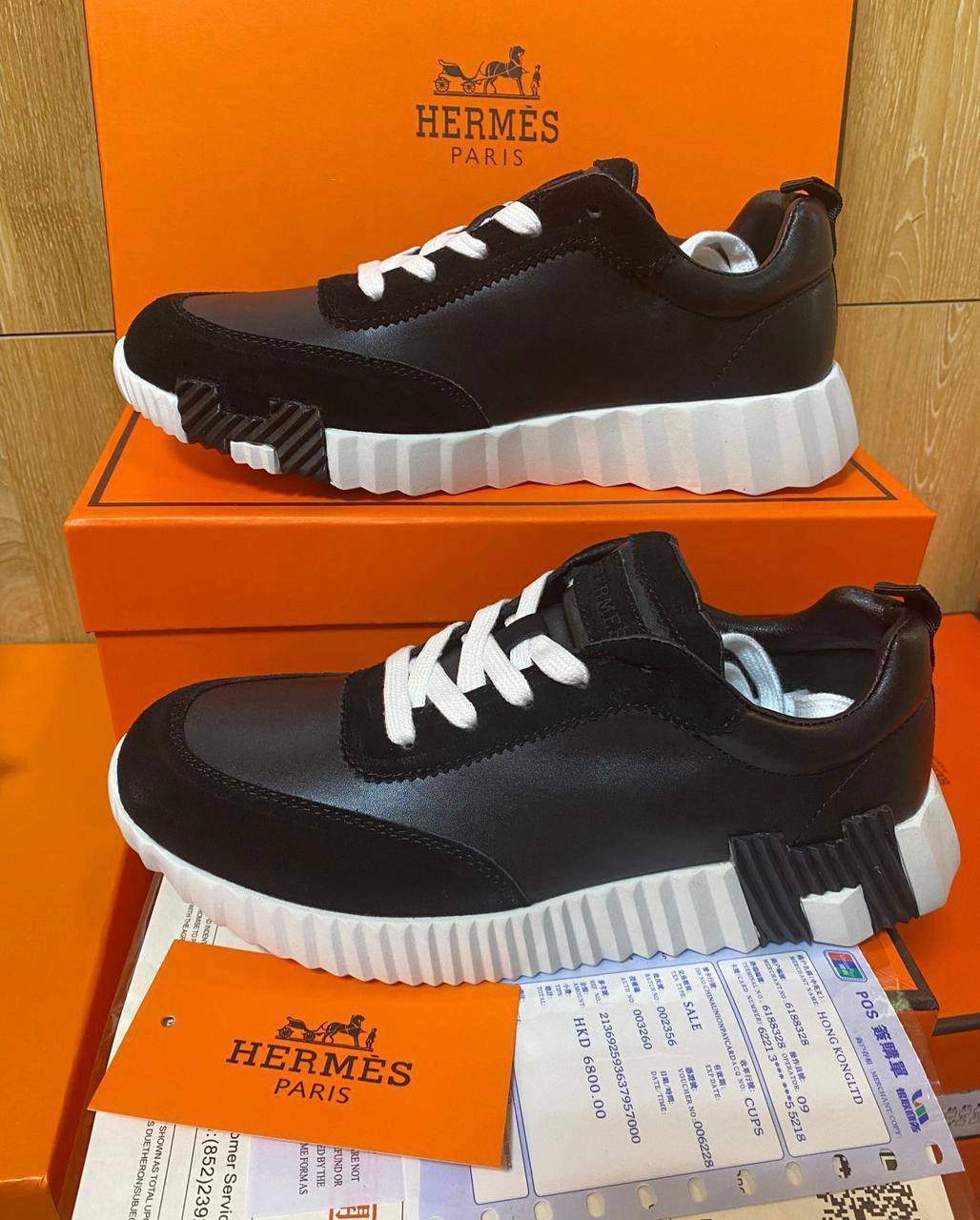 Hermes Shoes 
High Quality, 
Size 36 To 41 
130 dhs🪙🌨️

Zain120
♥️♥️♥️