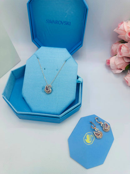 SWAROVSKI 
Necklace 😍
Earring 🍁
Master quality 💯
With normal boxes 🗃️ 
105 dhs✅

With master box 📦 
140 dhs✅

Zain216
♥️♥️♥️