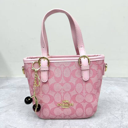 Coach

With cherry
80 dhs🇦🇪🇦🇪🇦🇪

Zain232
♥️♥️♥️