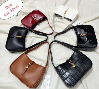 YSL
80 dhs🪙🖤
high quality 
With box  
♥️♥️♥️

20cm

Zain26
🌸🌸🌸