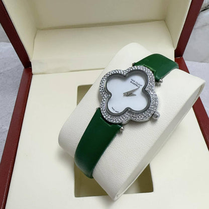 Leather belt 
ladies watches 
55 dhs🌺

Zain45
♥️♥️♥️