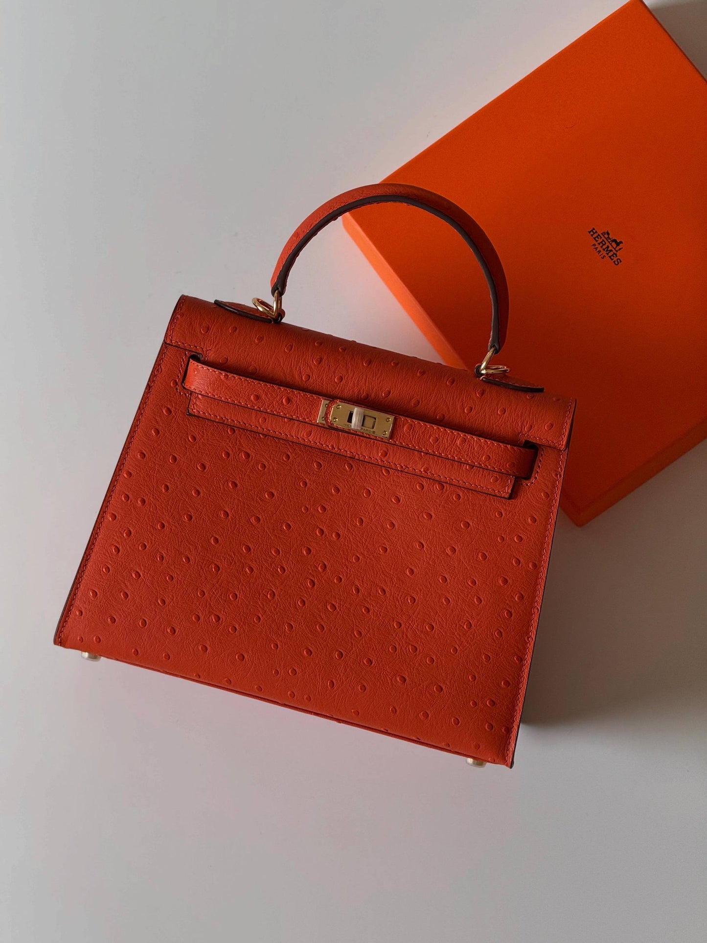 Hermes
kelly 25cm💕master quality😍

with box❤️
🎁🎁🎁

400 dhs❤️💚❤️

Zain52
♥️♥️♥️