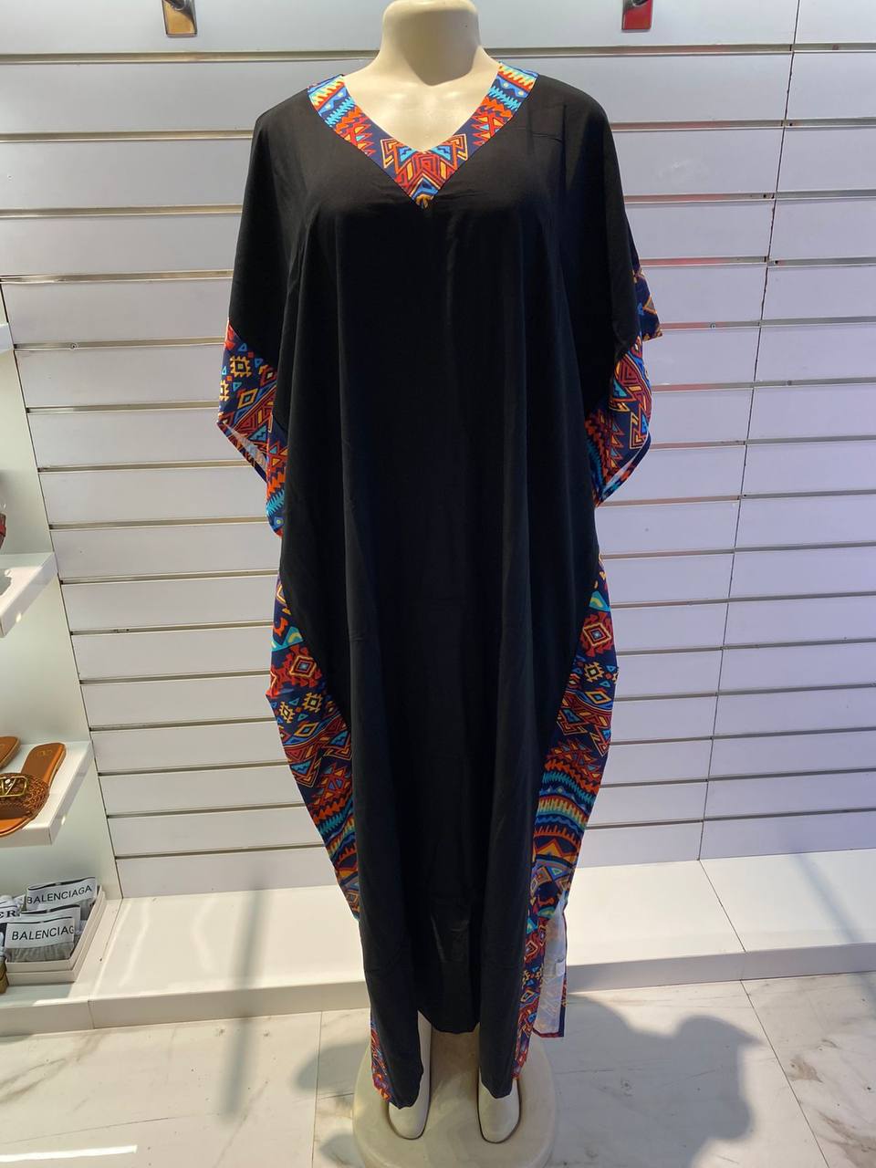 Dress 👗  
80 dhs✅
Material cotton 🌹🌹🌹
Free size 🔥💃💃💃💃💃

Zain161
♥️♥️♥️