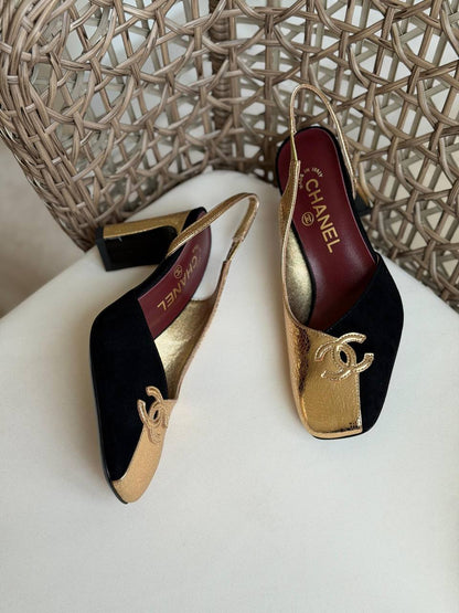 CHANEL 
Size: 36 to 41
Super master quality 
450 dhs✅

Zain198
♥️♥️♥️