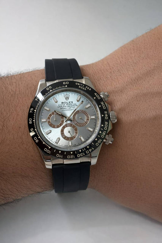 Rolex watch 
for men 
good quality 
automatic 
230 dhs💓

Zain59
♥️♥️♥️