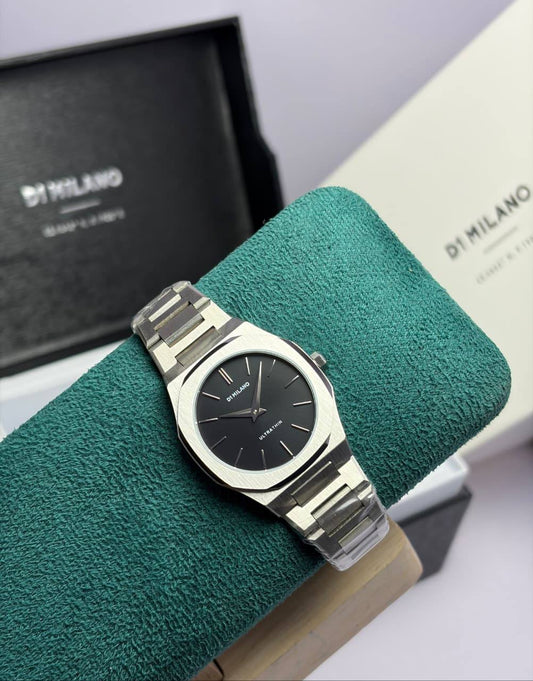 D1 milano watch for ladies good quality 
260 dhs✅
 (size 31mm)

Zain59
♥️♥️♥️
