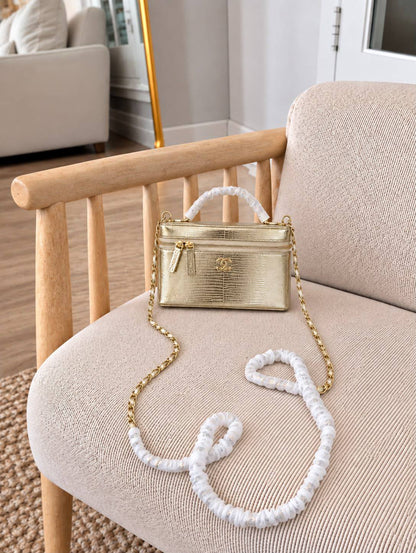 CHANEL  
SUPER MASTER QUALITY 
AVAILABLE 

For Price 👇 WhatsApp✅
0568585901 
0507557372
0552275751 Owner Zain 👌

Zain307
♥️♥️♥️