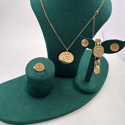 one Set Accessories
50 dhs🇦🇪

Zain45
♥️♥️♥️