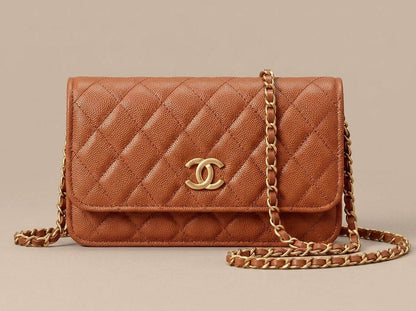 Chanel
80 dhs💛
With Box

Zain50
♥️♥️♥️
