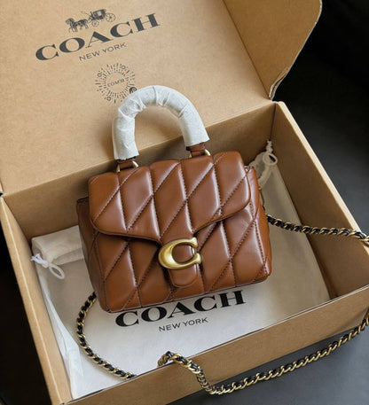 COACH 
HIGH QUALITY 
WITH BOX 
110 dhs✅

Zain39
♥️♥️♥️
