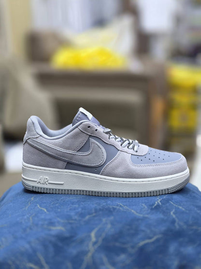 NIKE
Size 40 to  45 
105 dhs🇦🇪🇦🇪

Zain27
♥️♥️♥️