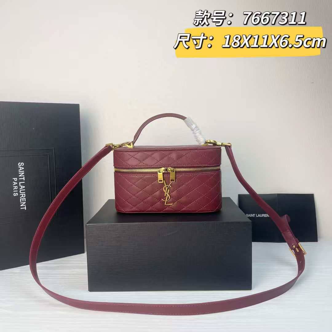YSL
Master
260 dhs💓
#18cm

#with box
🎁🎁🎁

Zain228
♥️♥️♥️