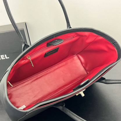 Chanel
Master
35cm🫶🏼 
330 dhs✅

Zain297
♥️♥️♥️