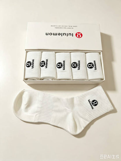 NEW CAME🥰
SOCKS 
GOOD QUALITY
30 dhs🇦🇪🇦🇪
FREE SIZE 

Zain40
♥️♥️♥️