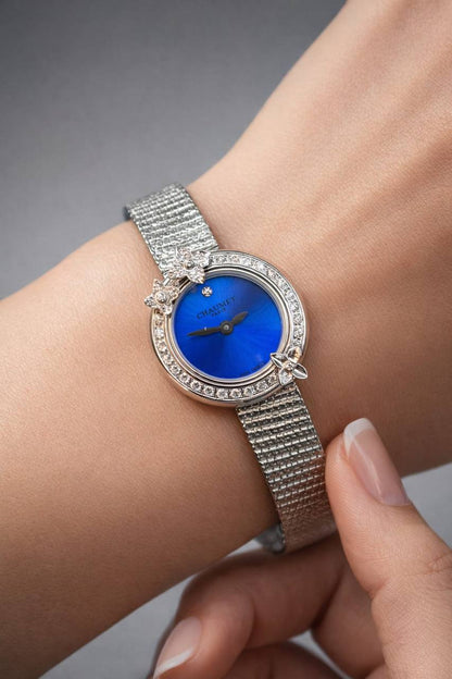 Chaumet master quality watch for ladies 

940 dhs💓 

with box and paper bag
🎁🎁🎁

Zain59
♥️♥️♥️