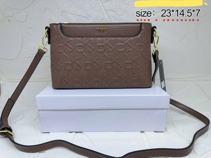 YSL - CH - Tory Burch - Hermes

with box
🎁🎁🎁

85 dhs✅

Zain38
♥️♥️♥️