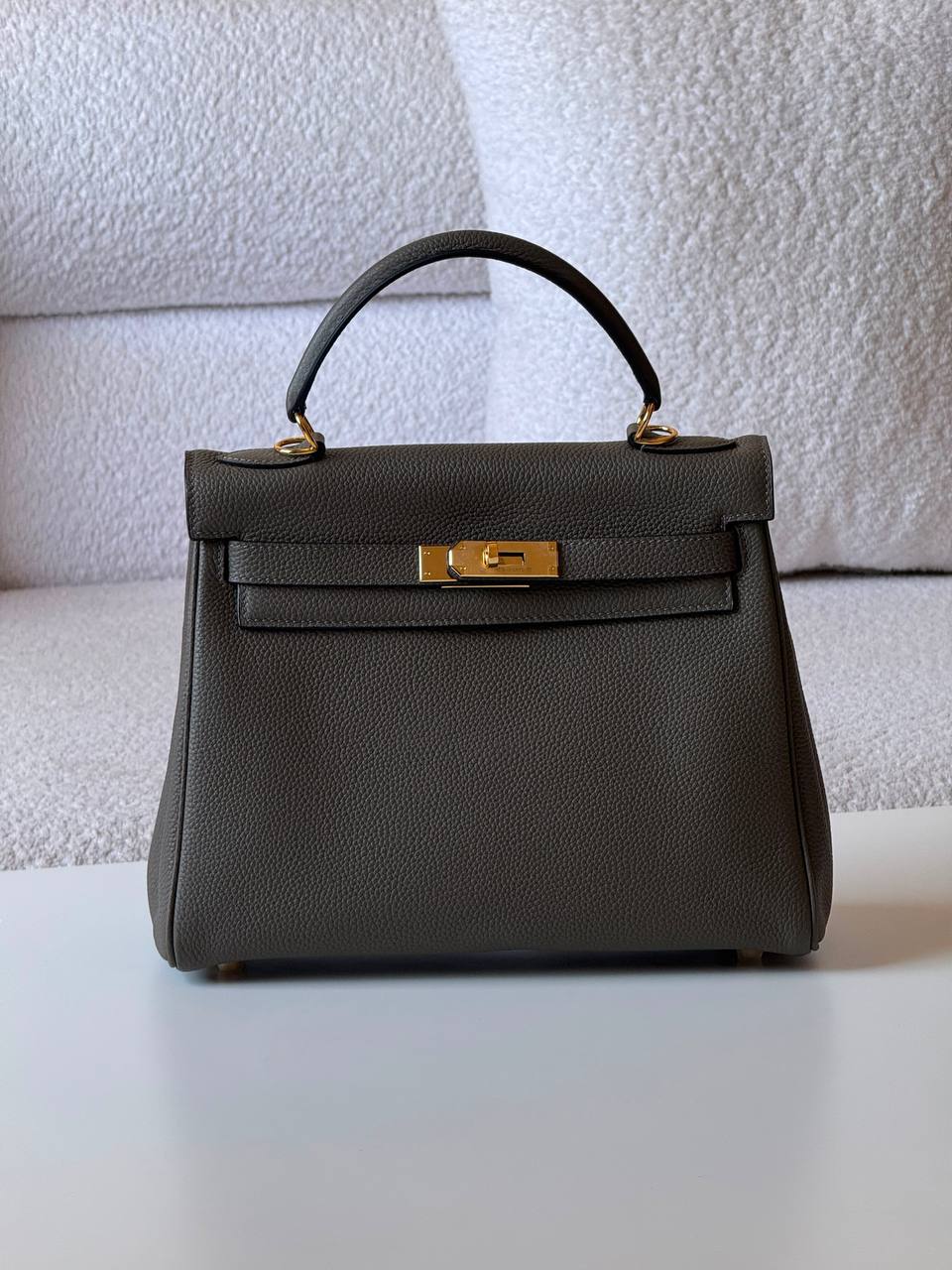 Hermes
kelly togo 28cm💥Master quality ✅with box📦
460 dhs✅

Zain52
♥️♥️♥️♥️