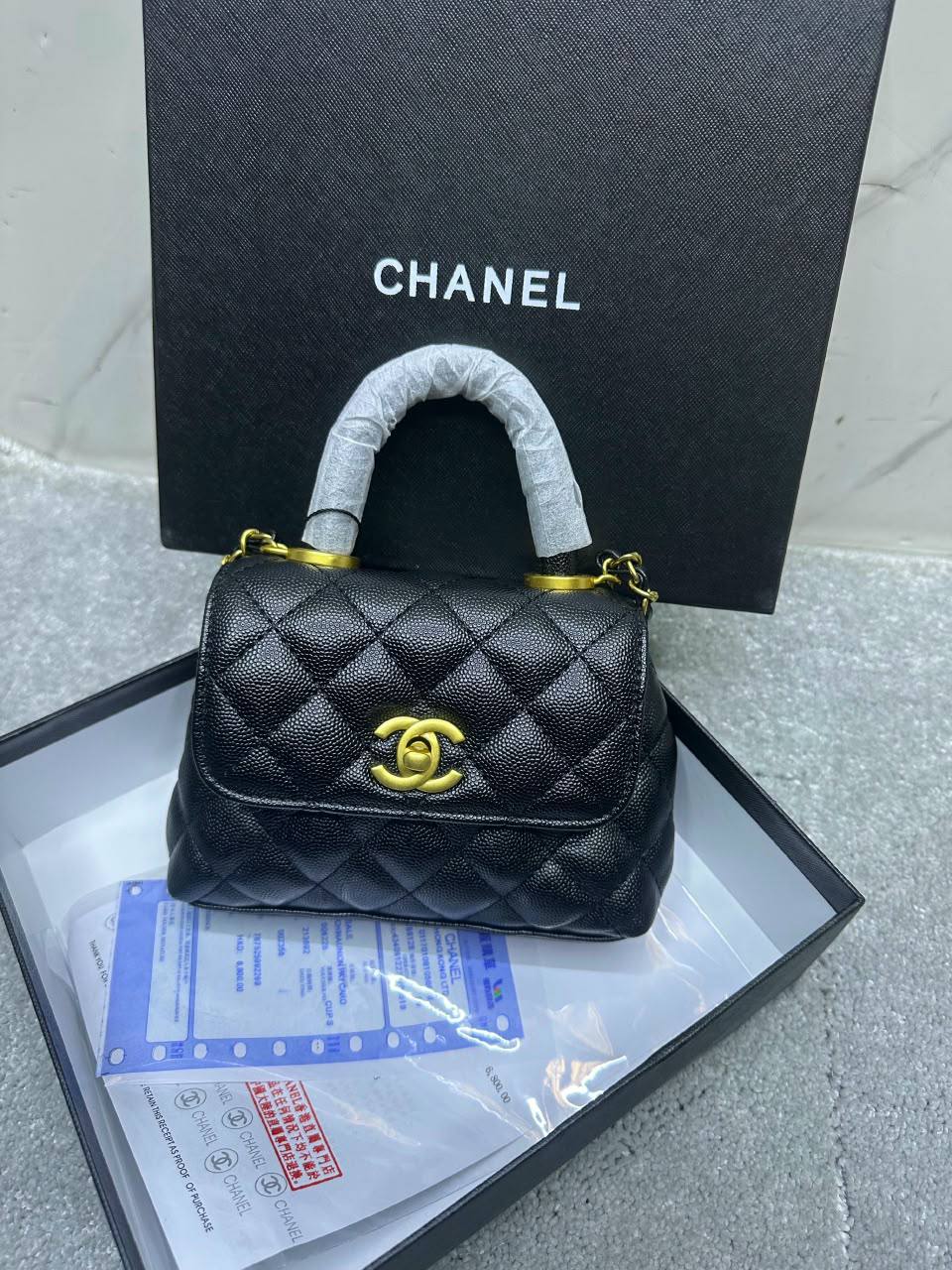 Chanel

Withbox

100 dhs🇦🇪🇦🇪

Zain143
♥️♥️♥️