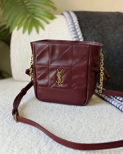YSL
110 dhs🗽
SIZE：26×18×12.5cm
Good quality 

with box
🎁🎁🎁

Zain35
♥️♥️♥️