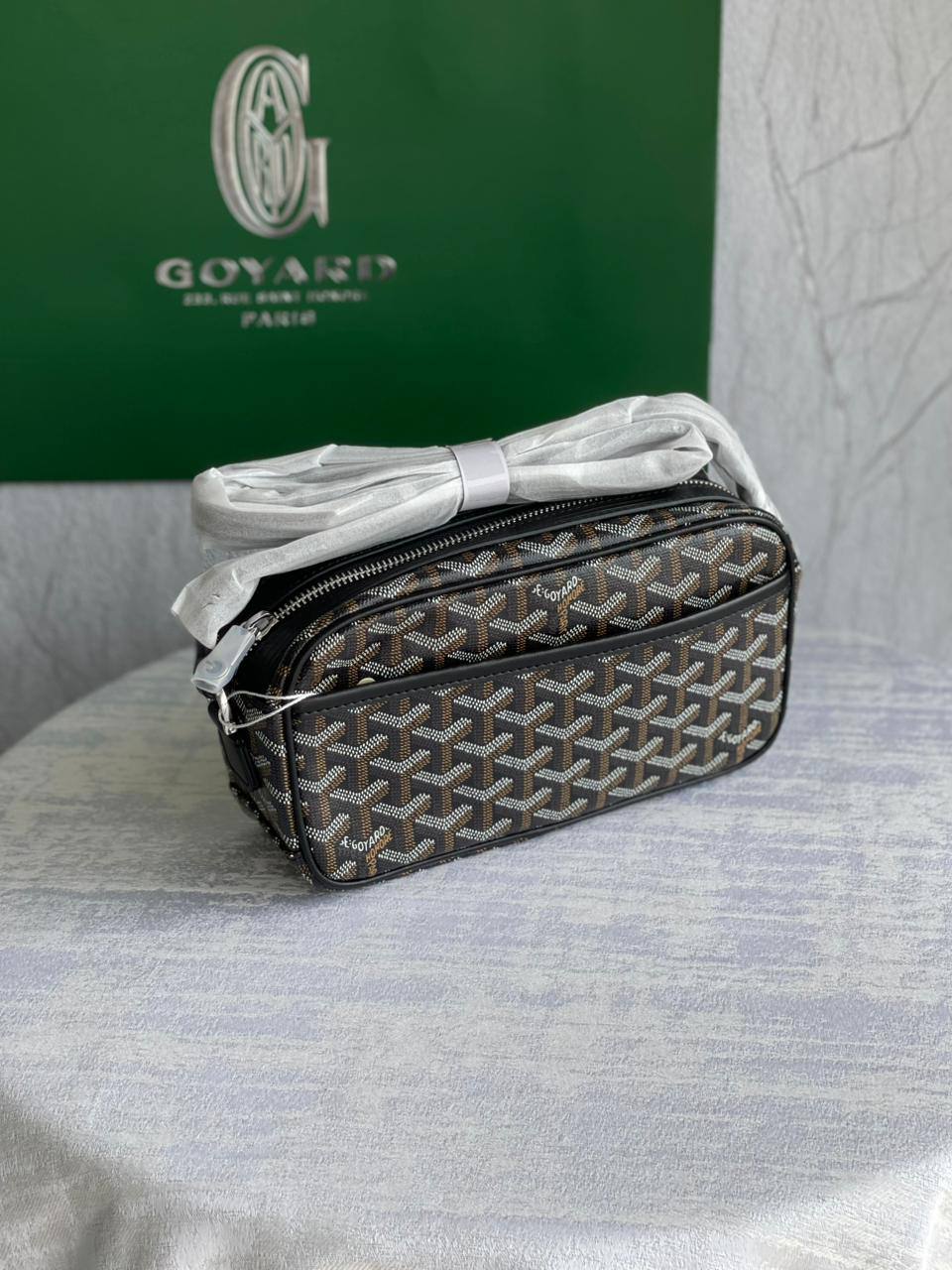 GOYARD                                                                  *Messenger bag*                                                                                 *Master quality*        
350 dhs🪙🖤

Zain179
♥️♥️♥️