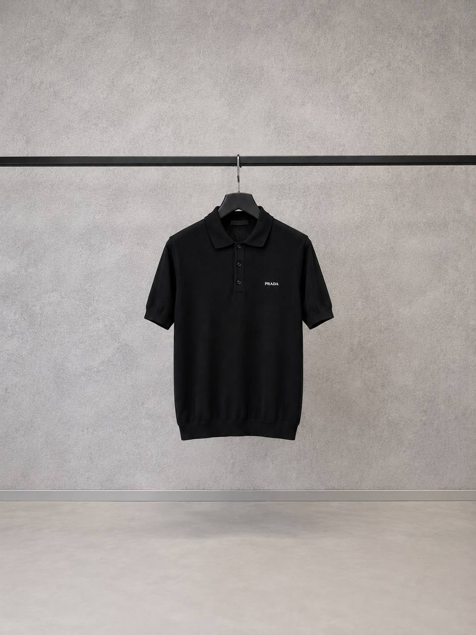 PRADA ❣️
SUPER MASTER QUALITY ✨
SIZE :S M L XL XXL
350 dhs🇦🇪🇦🇪

Zain327
♥️♥️♥️
