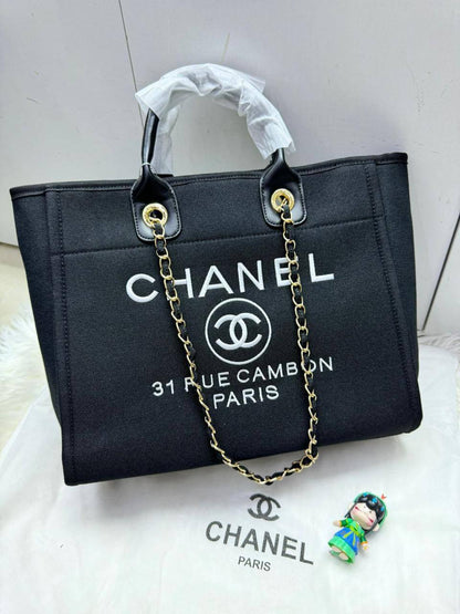 🏖Chanel canvas bag
1️⃣ First quality
Size : 47* 32 cm

85 dhs🇦🇪🇦🇪

Zain115
♥️♥️♥️