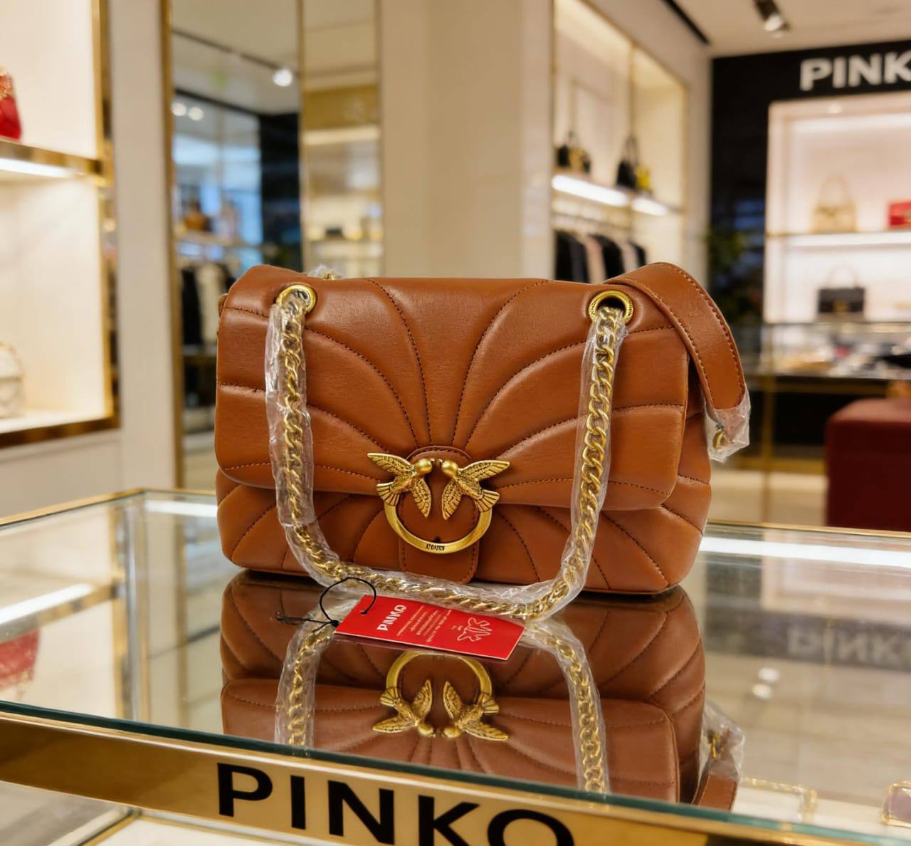 Pinko
100 dhs✅

Zain07
♥️♥️♥️