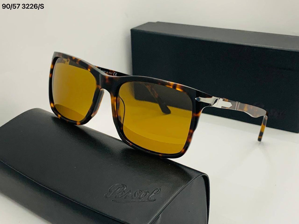 SUNGLASSES 

MASTER ✨💫
65 dhs🇦🇪🇦🇪🇦🇪

WITH BOX
🎁

Zain89
♥️♥️♥️